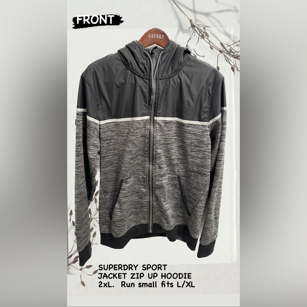 SUPERDRY SPORT
JACKET ZIP UP HOODIE
2xL. Run small fits L/XL